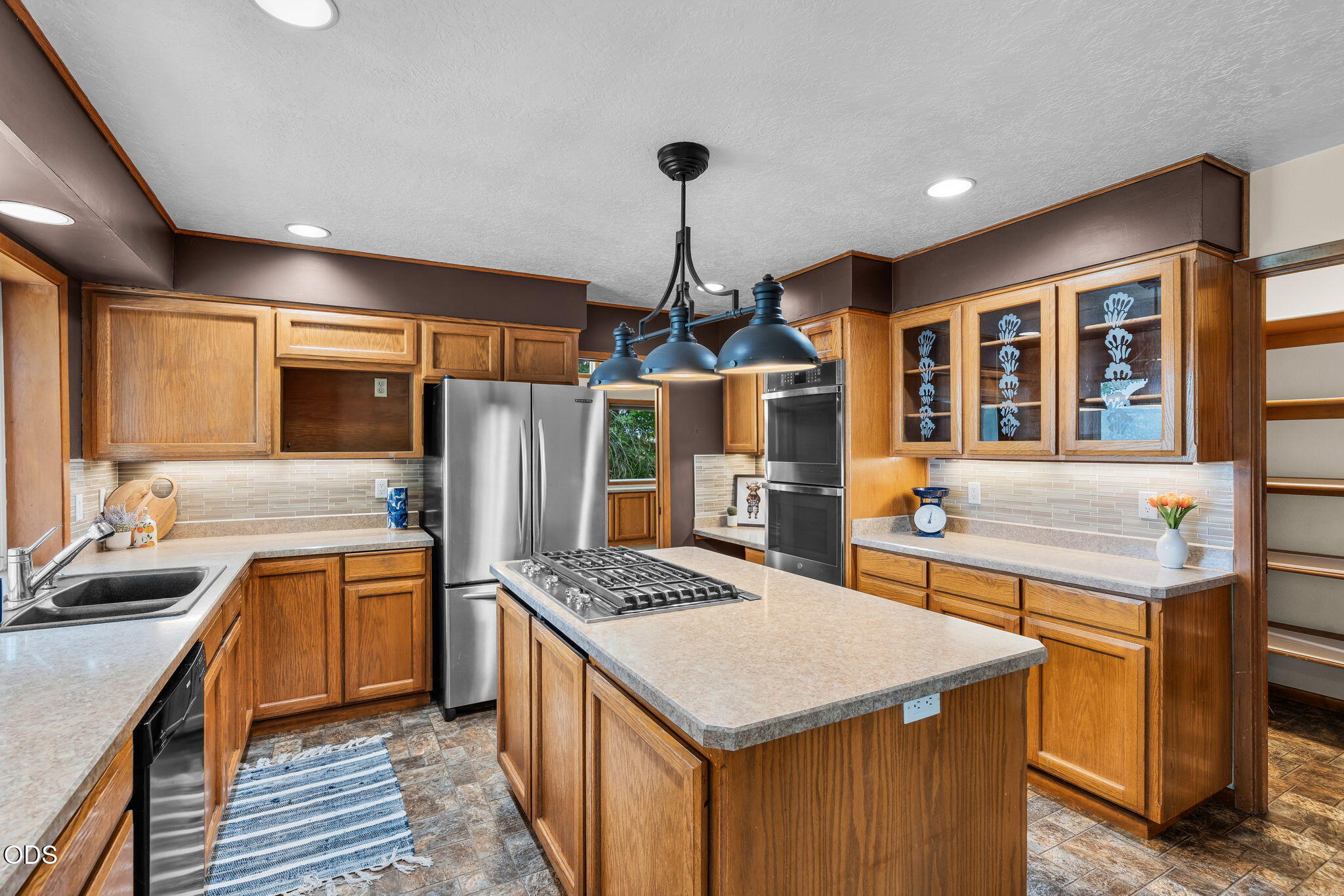 1176 North Barnes Road Prineville, OR 97754 - Photo 12 of 77