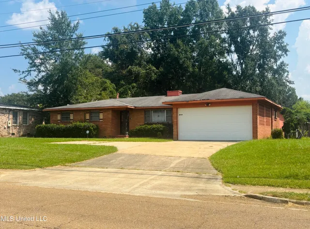 $129,000 | 6016 North State Street, Jackson, MS 39213