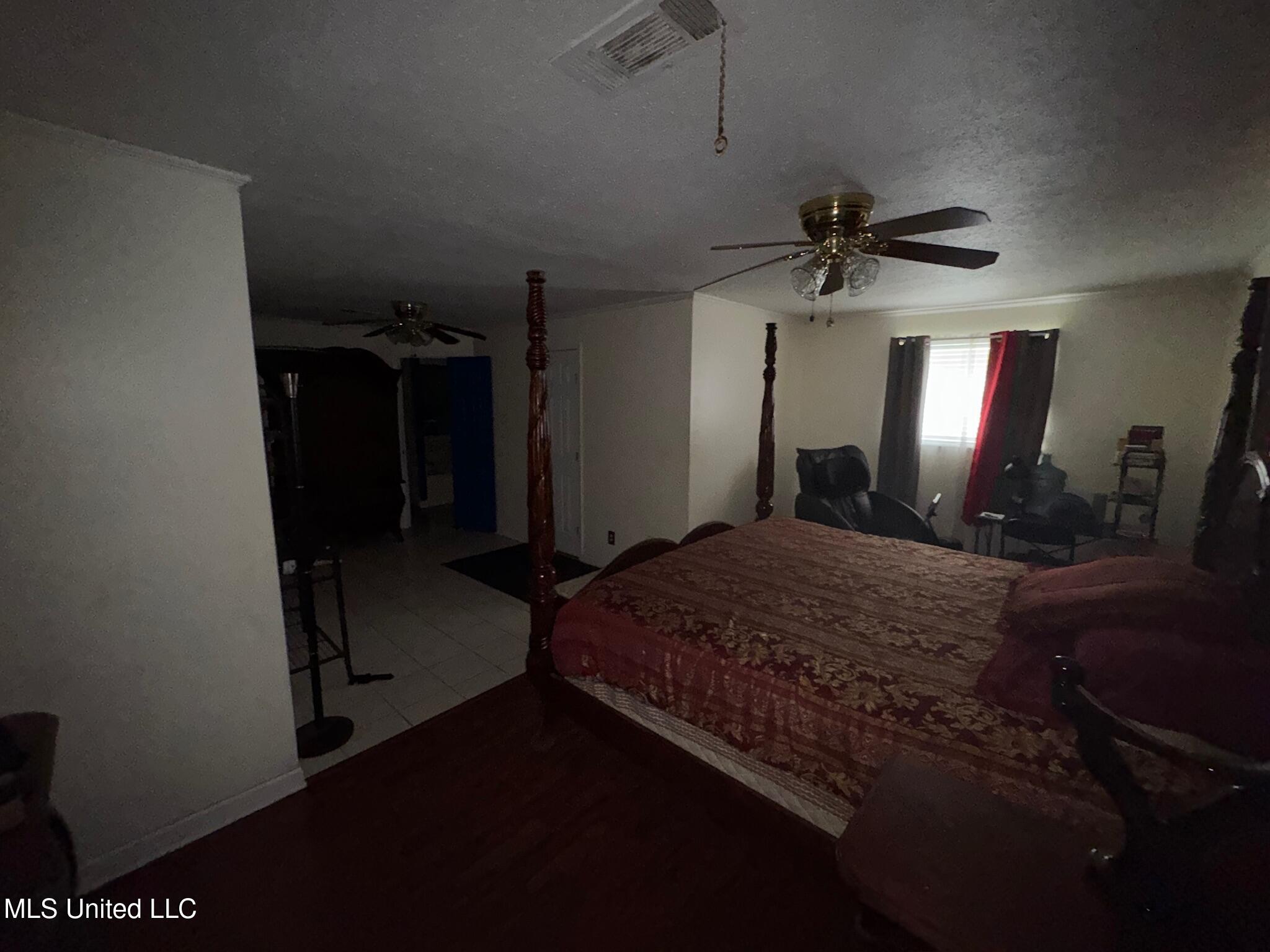 6016 North State Street Jackson, MS 39213 - Photo 11 of 27 IMG_4546