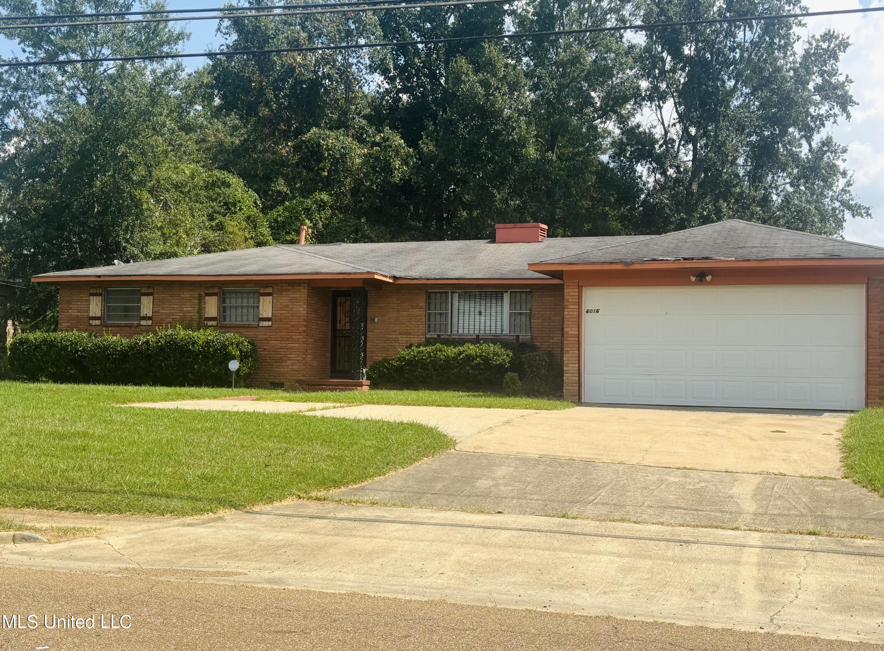 6016 North State Street Jackson, MS 39213 - Photo 2 of 27 IMG_3272