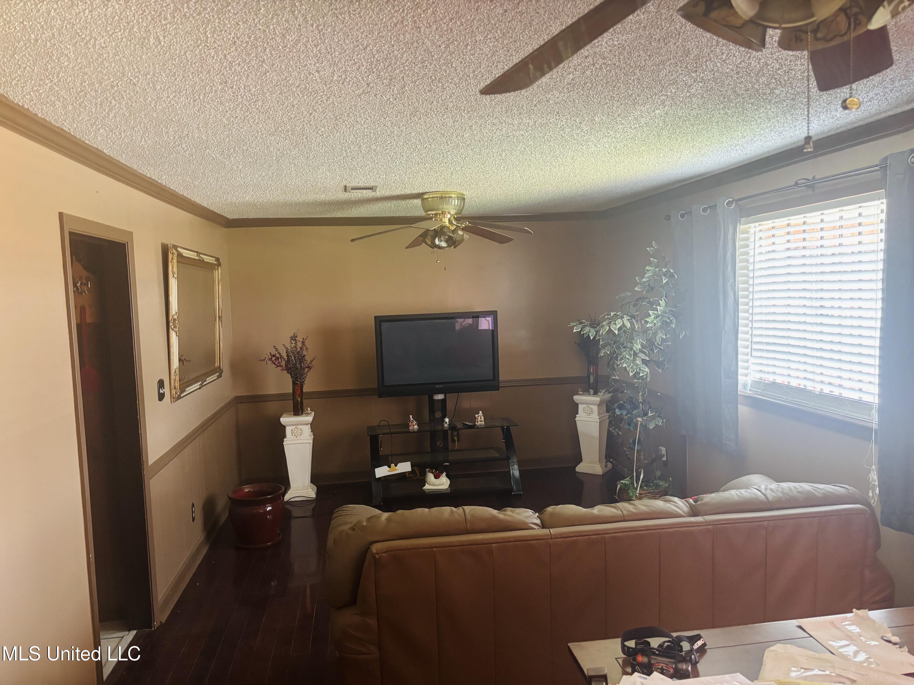 6016 North State Street Jackson, MS 39213 - Photo 4 of 27 IMG_3281