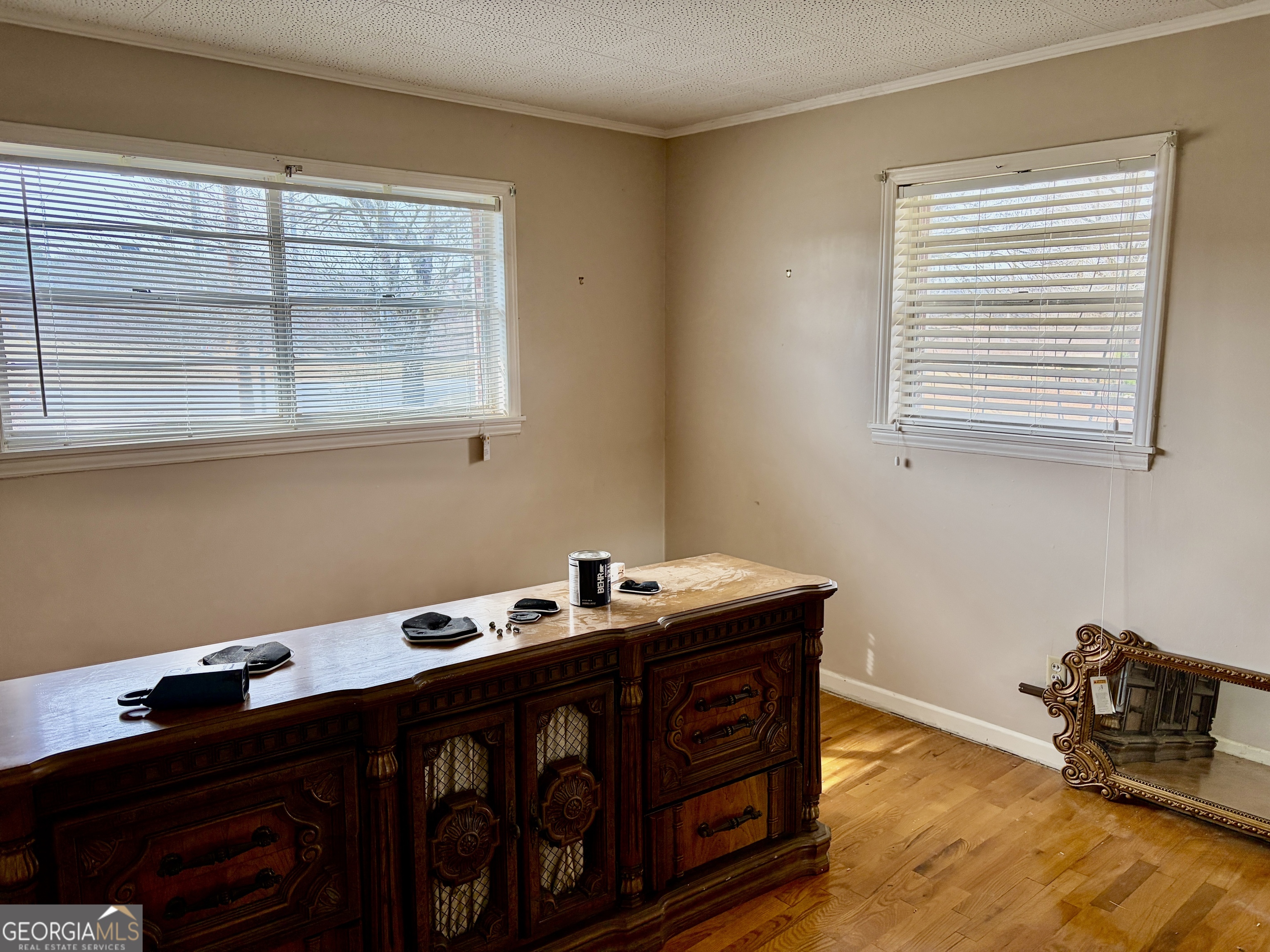 310 McDaniel Station Road Southwest Calhoun, GA 30701 - Photo 9 of 11 a view of a workspace with furniture and window