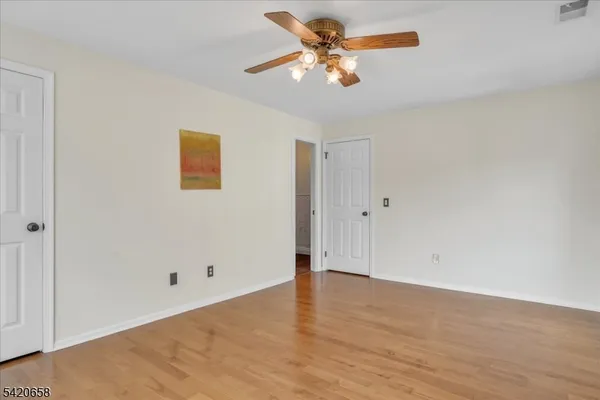 $563,900 | 240 Riveredge Drive, Chatham, NJ 07928