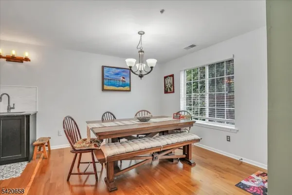 $563,900 | 240 Riveredge Drive, Chatham, NJ 07928