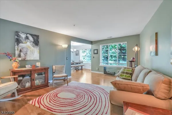 $563,900 | 240 Riveredge Drive, Chatham, NJ 07928