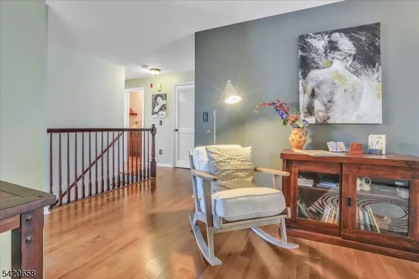 $563,900 | 240 Riveredge Drive, Chatham, NJ 07928