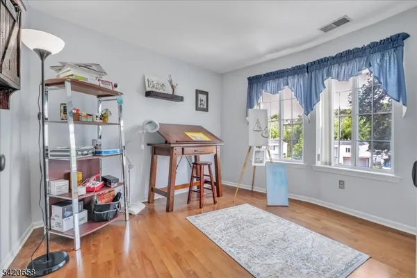 $563,900 | 240 Riveredge Drive, Chatham, NJ 07928