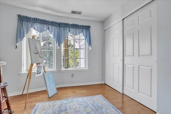 $563,900 | 240 Riveredge Drive, Chatham, NJ 07928