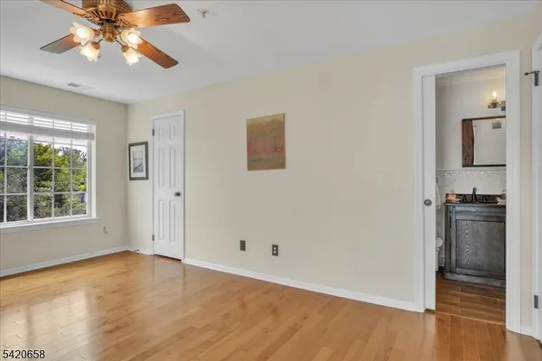 $563,900 | 240 Riveredge Drive, Chatham, NJ 07928