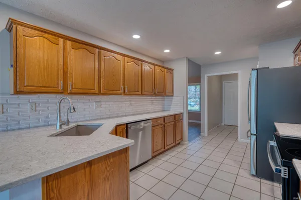 $360,000 | 3477 Eastbrooke Court, Newburgh, IN 47630