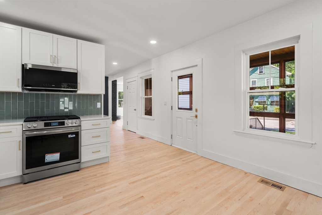 2 Everett Street Maynard, MA 01754 - Photo 33 of 37