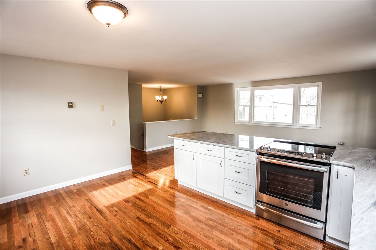 26 Manor Road Concord, NH 03303 - Photo 5 of 23