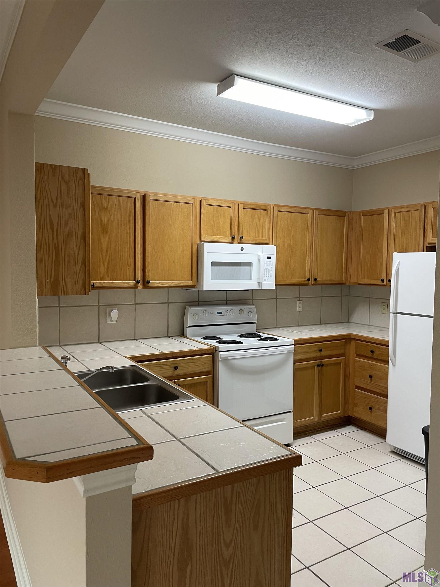 710 East Boyd Drive, Unit 805 Baton Rouge, LA 70808 - Photo 2 of 6