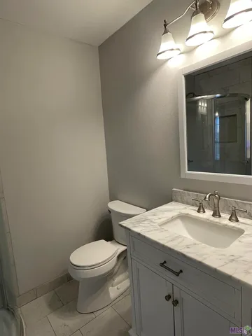 $1,950 | 710 East Boyd Drive, Unit 805, Baton Rouge, LA 70808