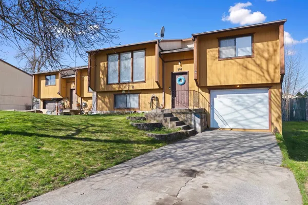 $315,000 | 902 South Calvin Road, Spokane Valley, WA 99037