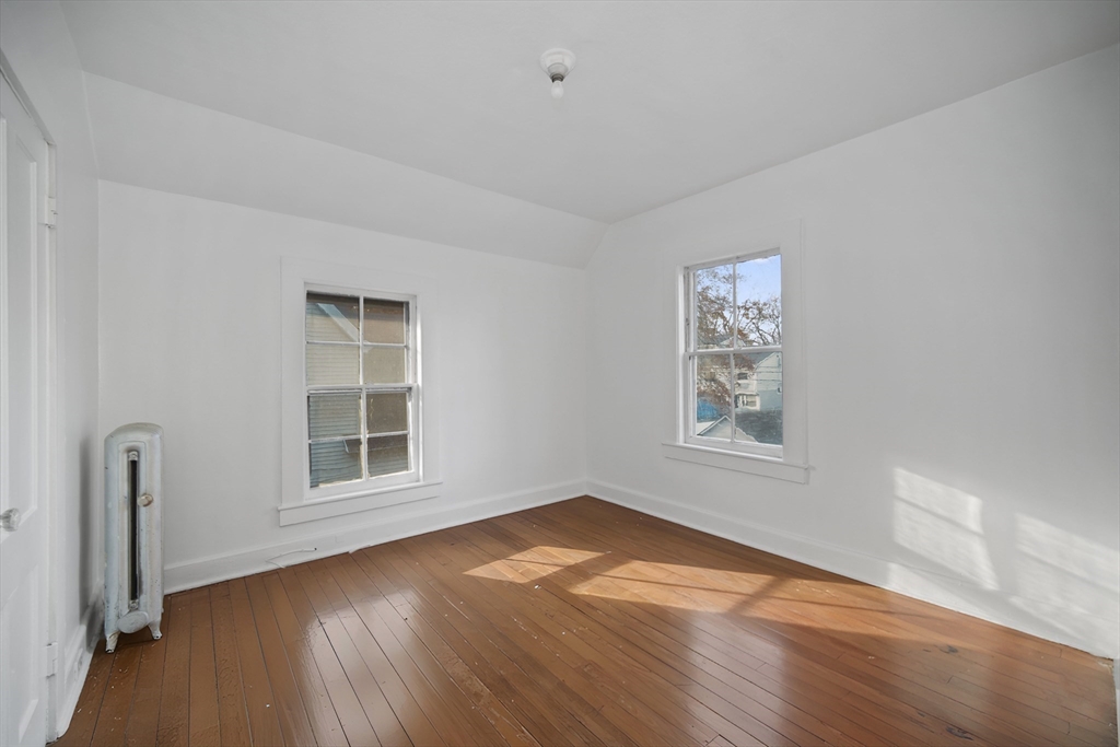 78 Lowell Street Springfield, MA 01107 - Photo 13 of 25