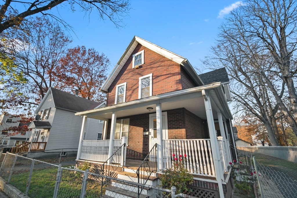 78 Lowell Street Springfield, MA 01107 - Photo 18 of 25