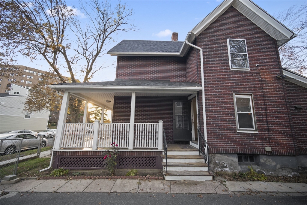 78 Lowell Street Springfield, MA 01107 - Photo 20 of 25