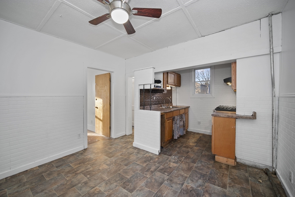 78 Lowell Street Springfield, MA 01107 - Photo 6 of 25