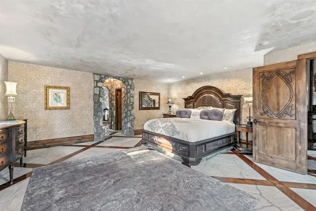 a view of living room and kitchen with furniture