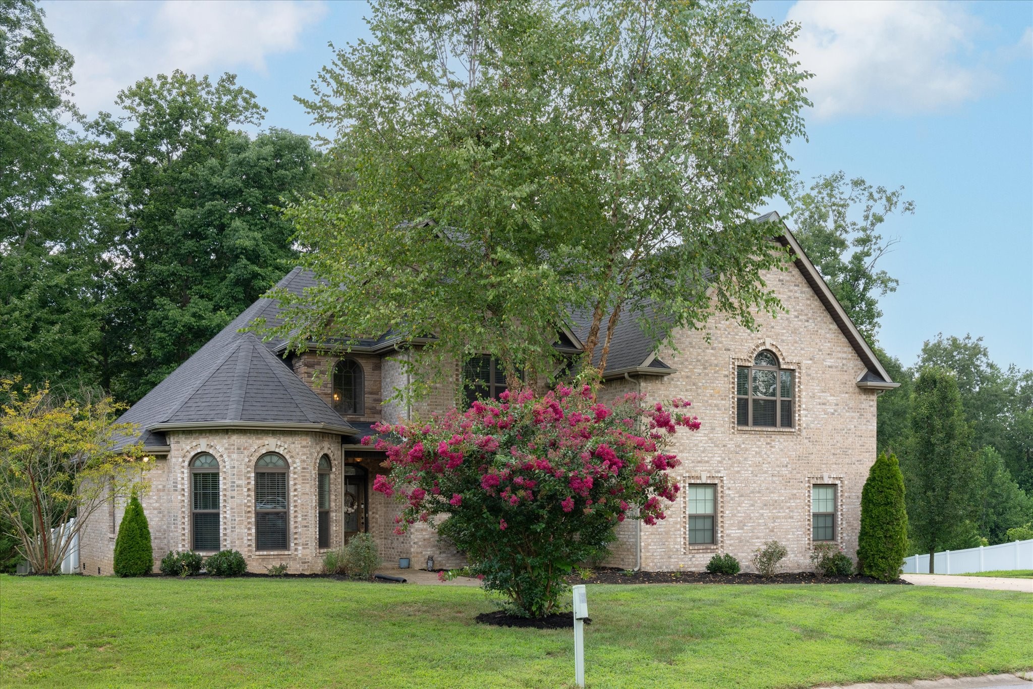 1770 Double R Boulevard Clarksville, TN 37042 - Photo 4 of 36 Gallery Image 4