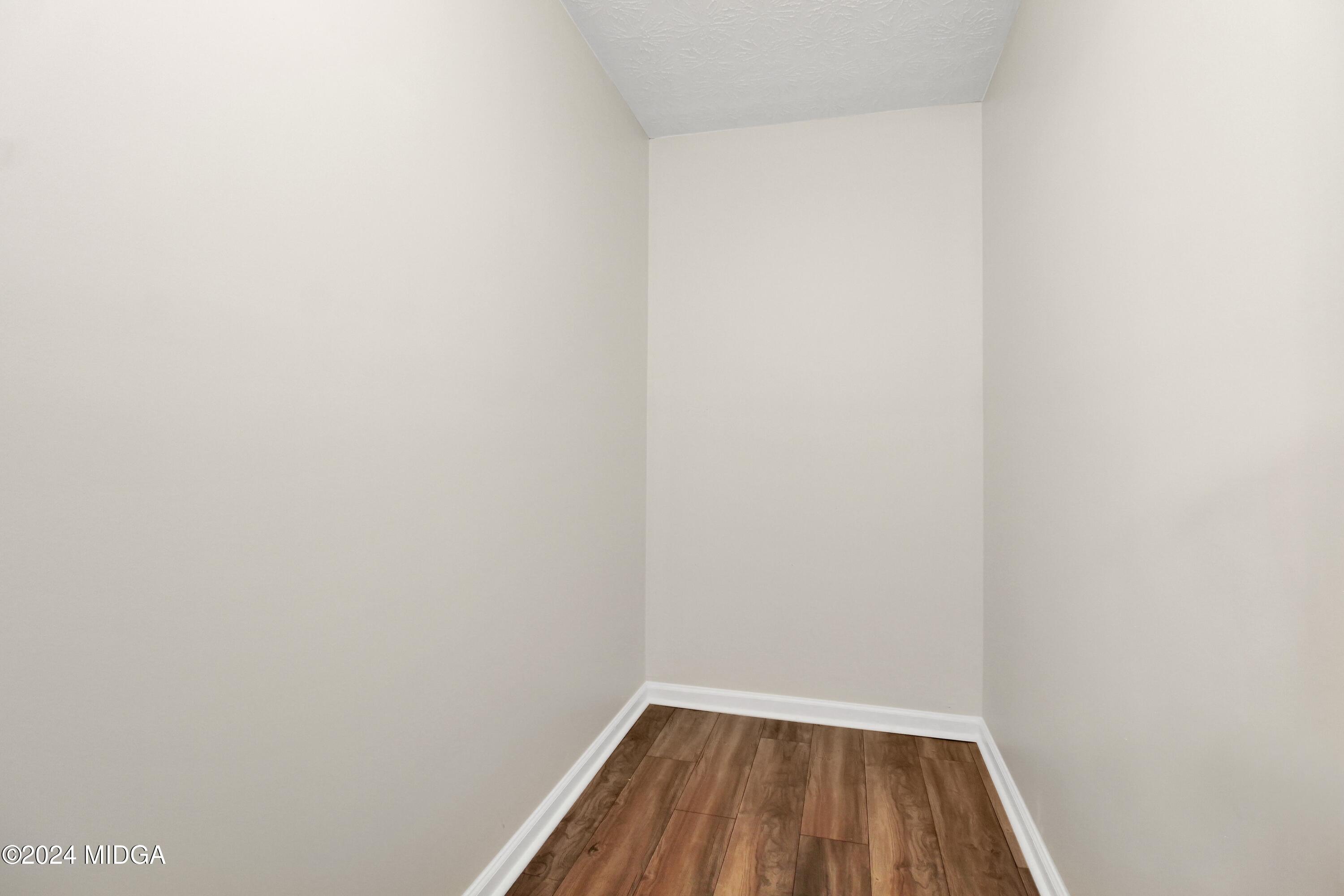 106 Meadow View Drive Jackson, GA 30233 - Photo 23 of 40 a view of a small space