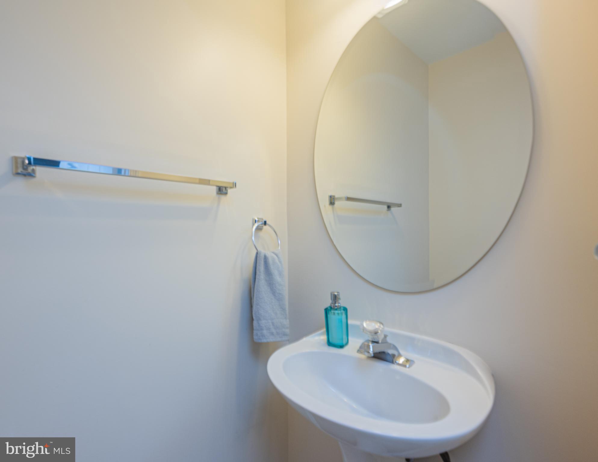 8617 Otter Creek Road Laurel, MD 20724 - Photo 19 of 34 Main floor half bath