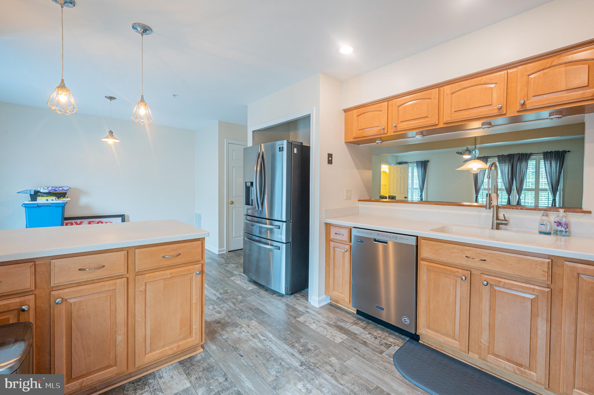 8617 Otter Creek Road Laurel, MD 20724 - Photo 24 of 34 Maple natural cabinetry