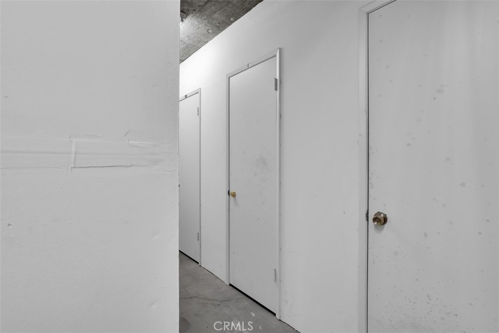 745 Main Street, Unit 107 El Segundo, CA 90245 - Photo 35 of 38 a view of a bathroom