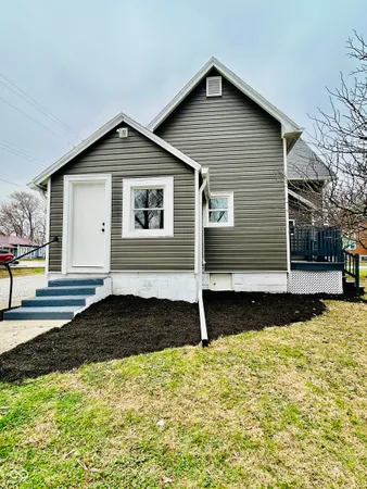 $172,900 | 11 North Indiana Street, Roachdale, IN 46172