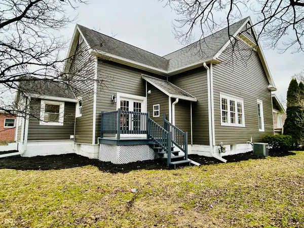 $172,900 | 11 North Indiana Street, Roachdale, IN 46172