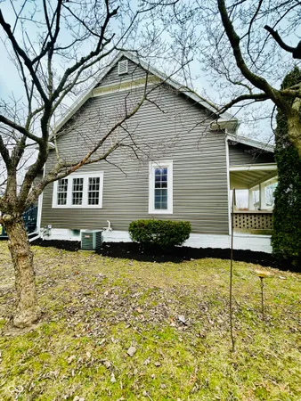 $172,900 | 11 North Indiana Street, Roachdale, IN 46172