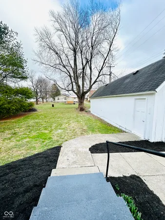 $172,900 | 11 North Indiana Street, Roachdale, IN 46172