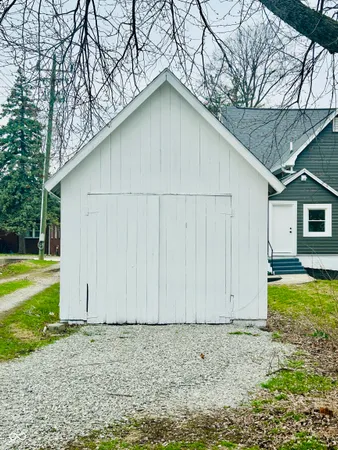 $172,900 | 11 North Indiana Street, Roachdale, IN 46172