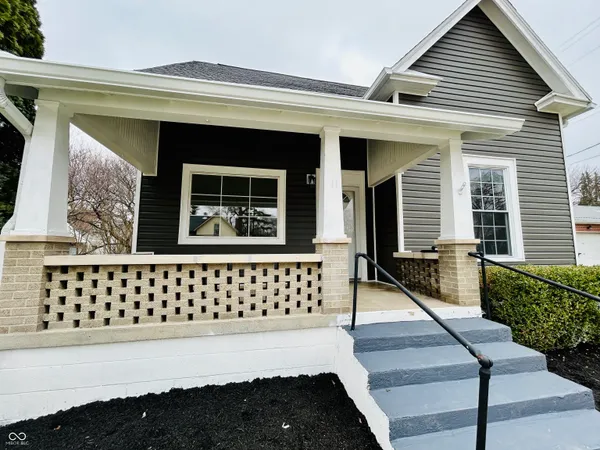 $172,900 | 11 North Indiana Street, Roachdale, IN 46172