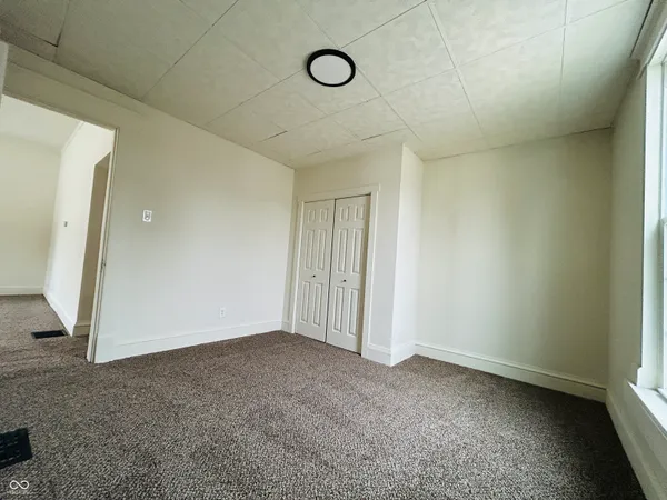 $172,900 | 11 North Indiana Street, Roachdale, IN 46172