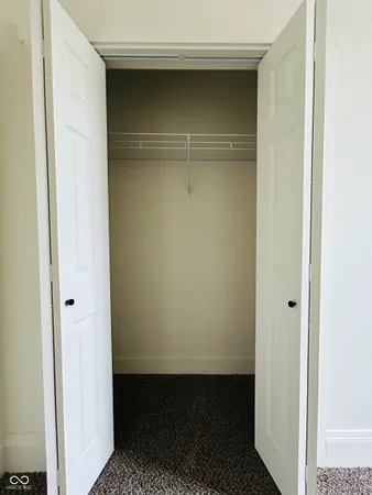 $172,900 | 11 North Indiana Street, Roachdale, IN 46172