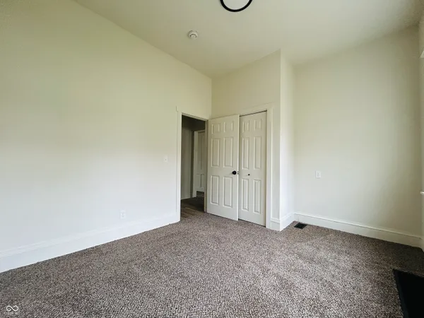 $172,900 | 11 North Indiana Street, Roachdale, IN 46172