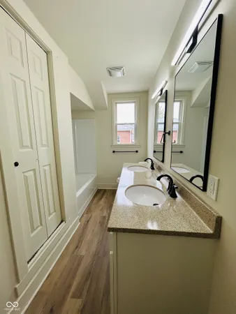 $172,900 | 11 North Indiana Street, Roachdale, IN 46172