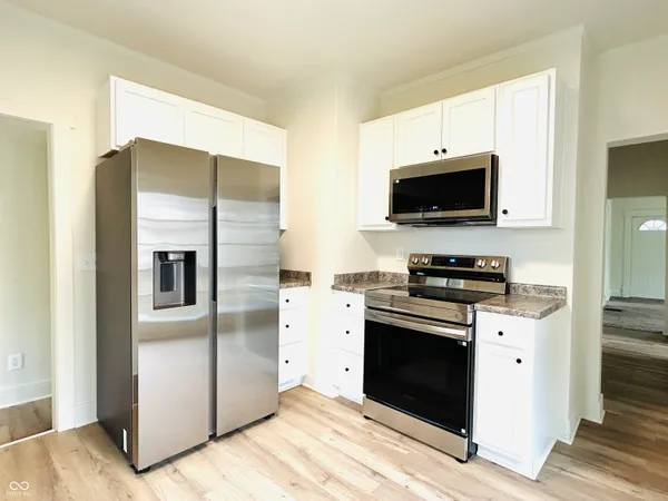 $172,900 | 11 North Indiana Street, Roachdale, IN 46172