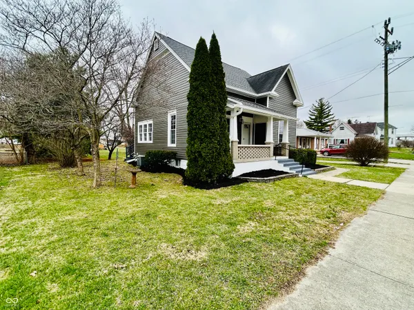 $172,900 | 11 North Indiana Street, Roachdale, IN 46172