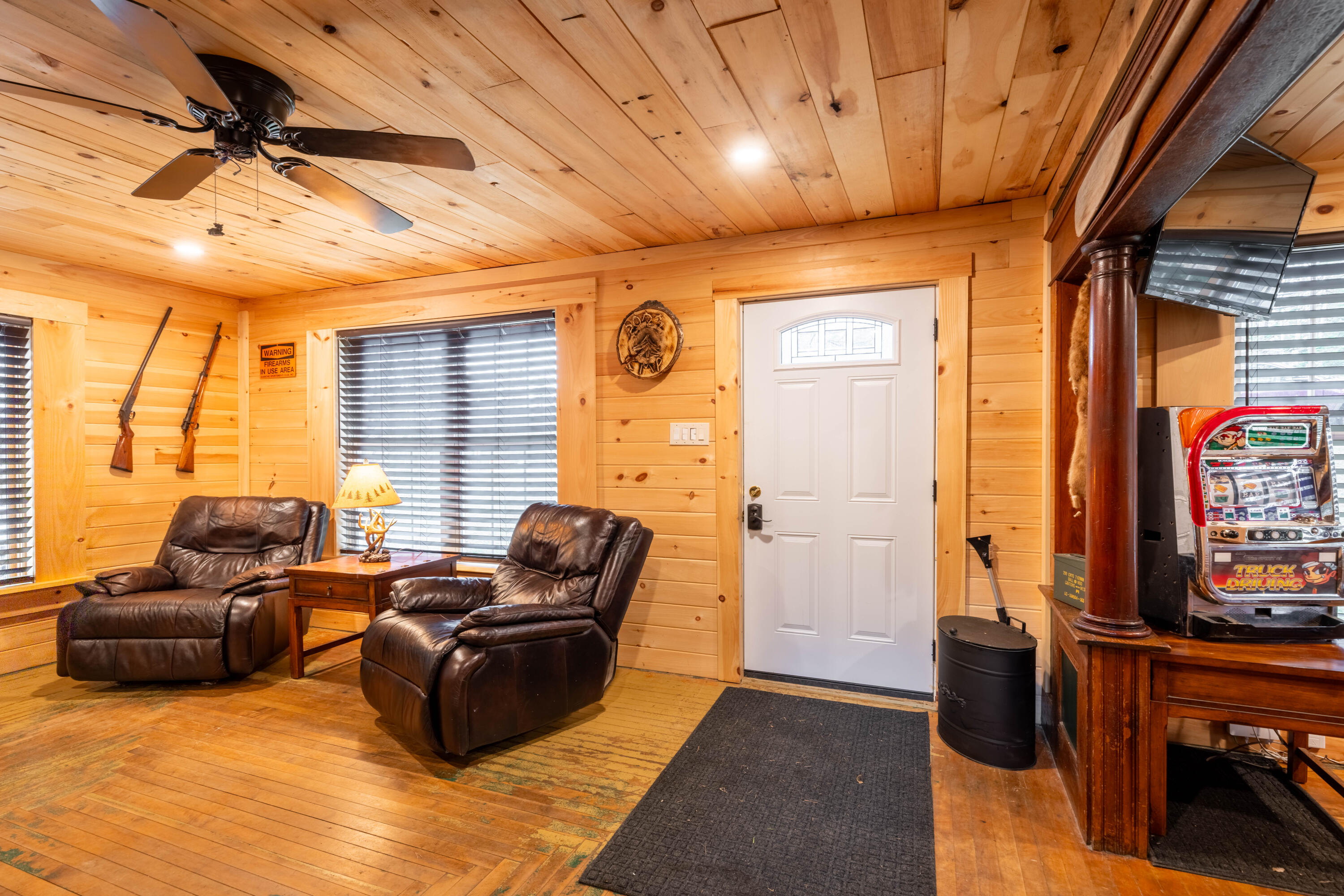 2879 Main Street Rangeley, ME 04970 - Photo 13 of 46 Interior-7