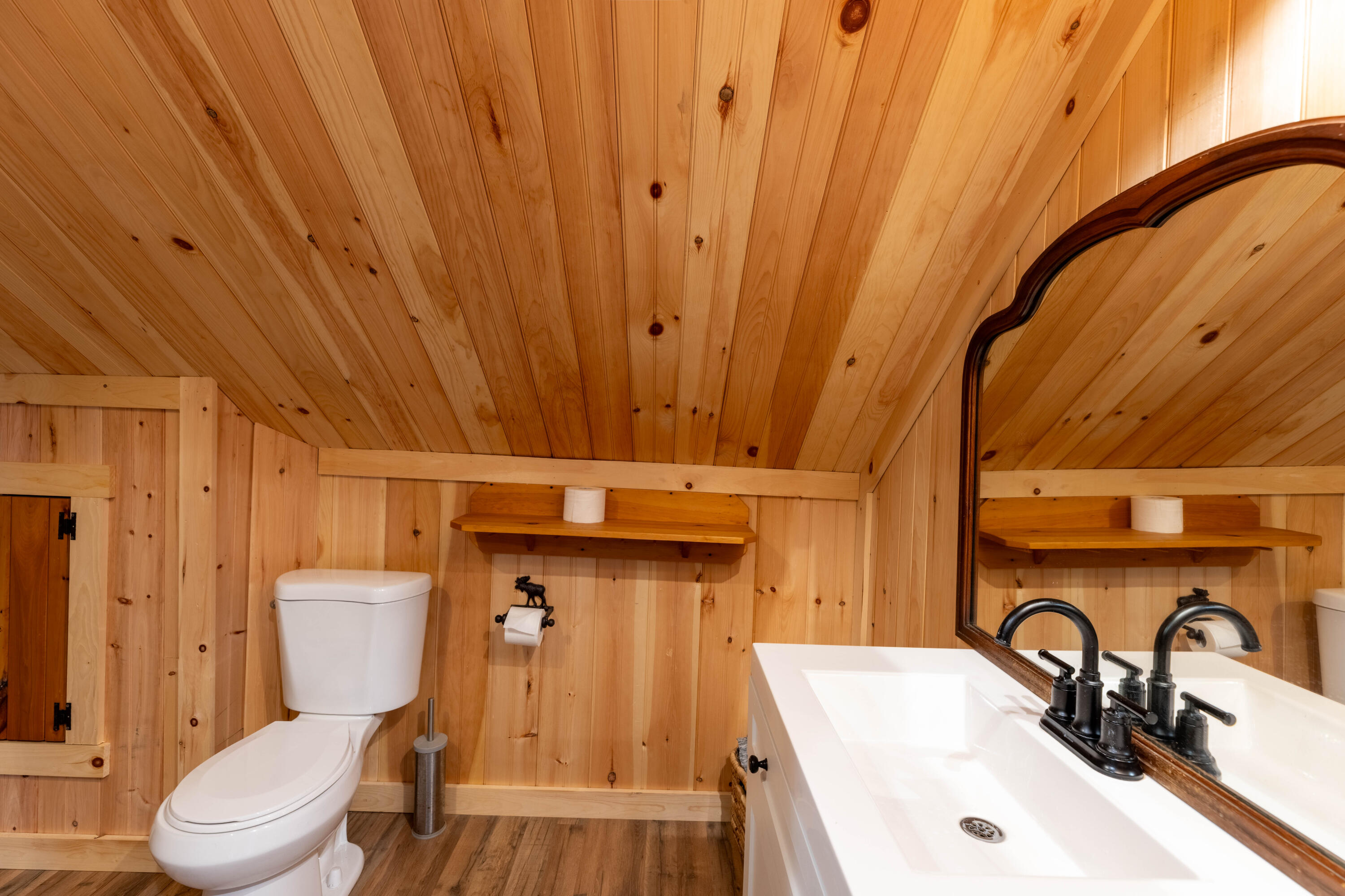 2879 Main Street Rangeley, ME 04970 - Photo 38 of 46 Interior-31