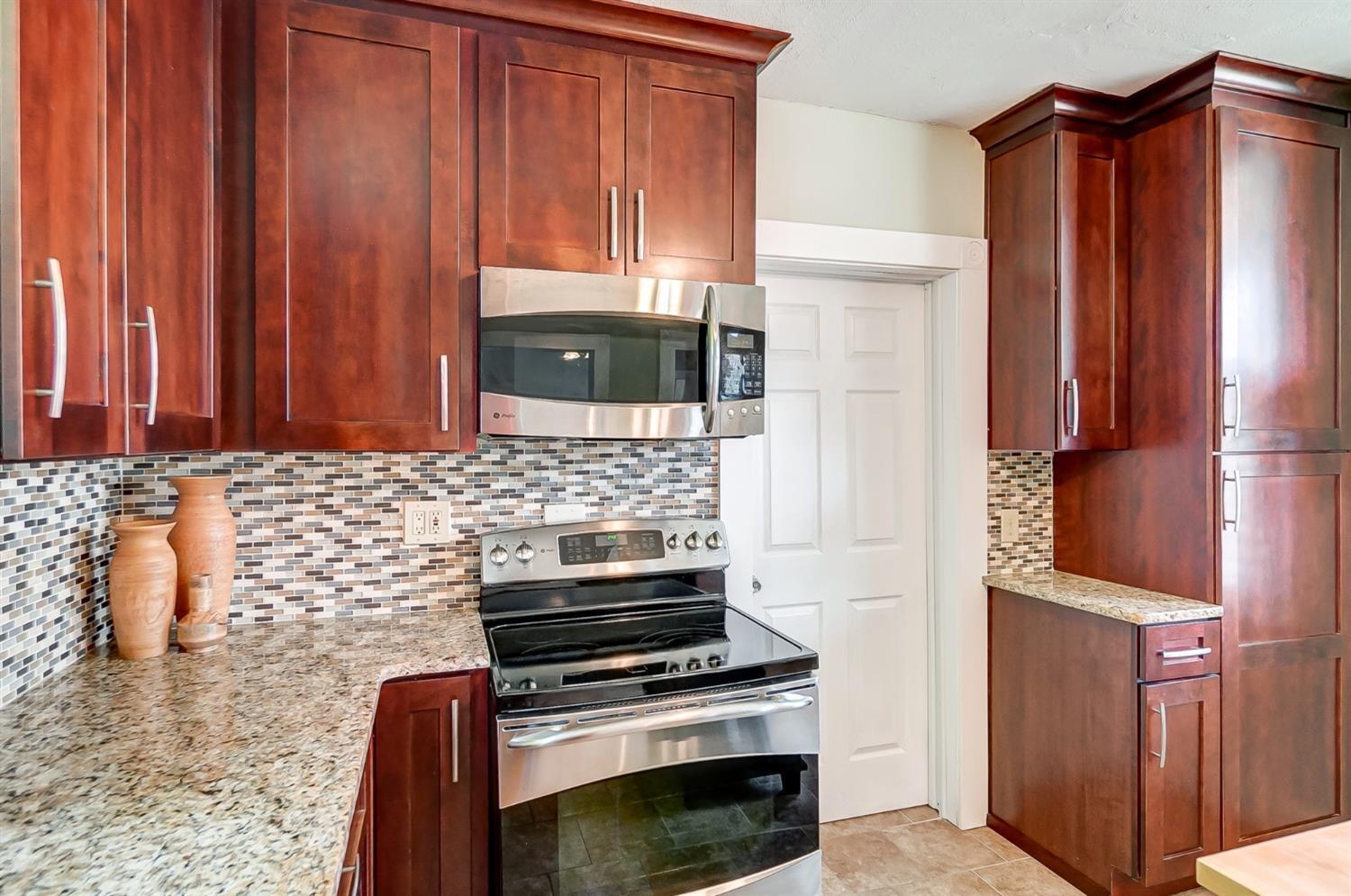 3428 Brotherton Road Cincinnati, OH 45209 - Photo 11 of 27 Gallery Image 11