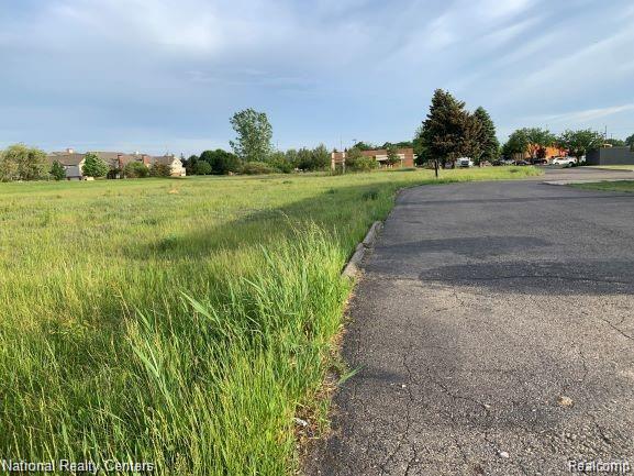 43300 Hayes Road Clinton Township, MI 48038 - Photo 1 of 5