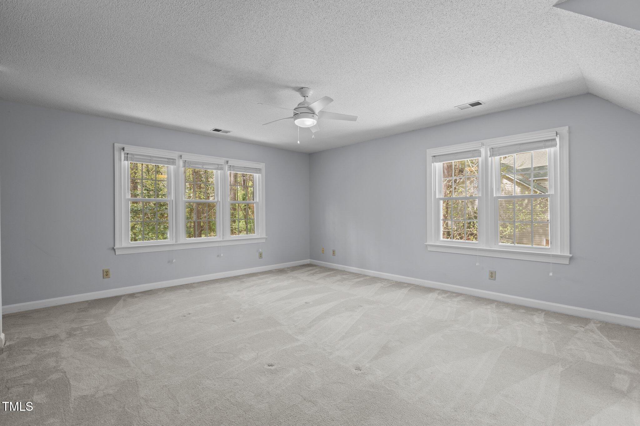 6209 Trevor Court Raleigh, NC 27613 - Photo 28 of 41 34-web-or-mls-2N6A9957