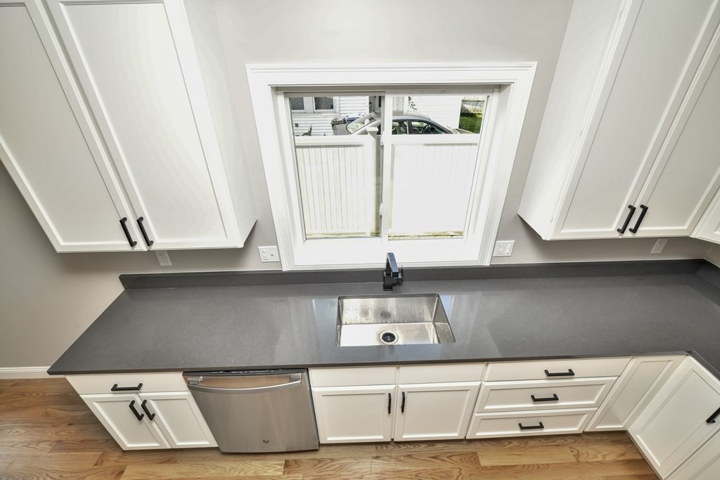 17 George Street, Unit A Boston, MA 02136 - Photo 18 of 42 Gallery Image 18