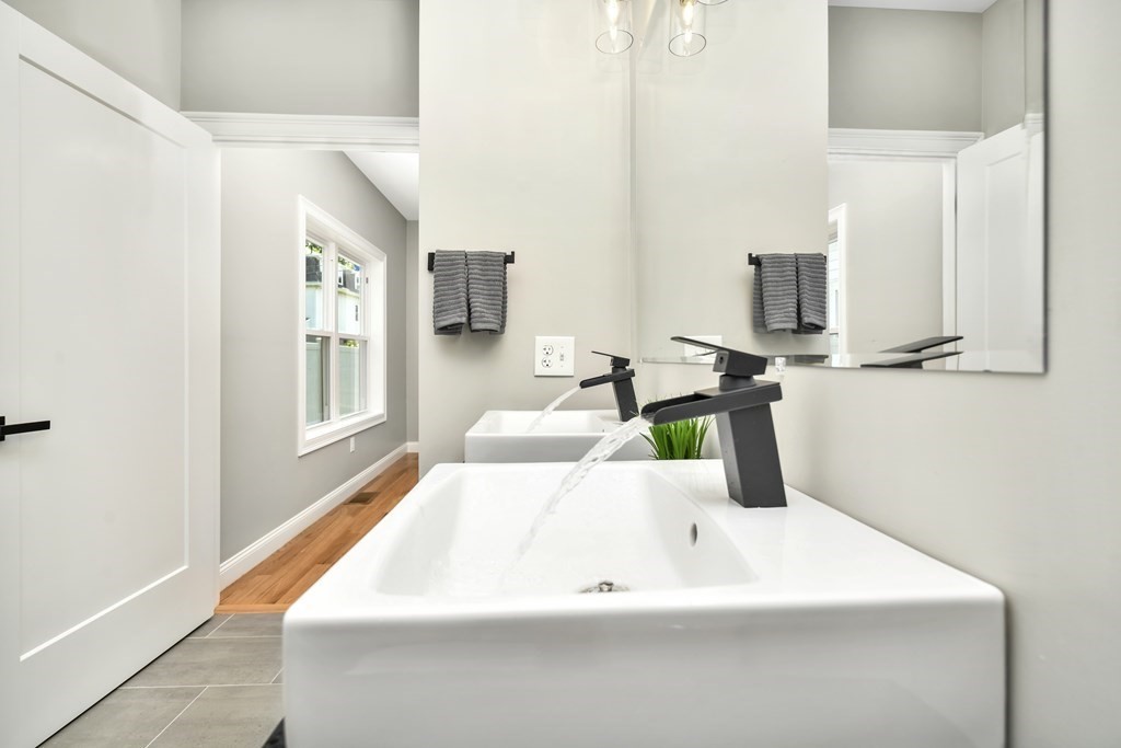 17 George Street, Unit A Boston, MA 02136 - Photo 8 of 42 Gallery Image 8