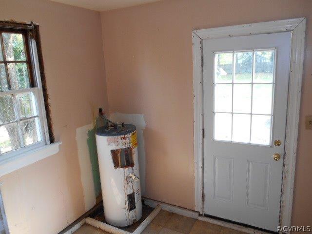 4118 Turner Road Chesterfield, VA 23832 - Photo 8 of 17 a room with a window and storage