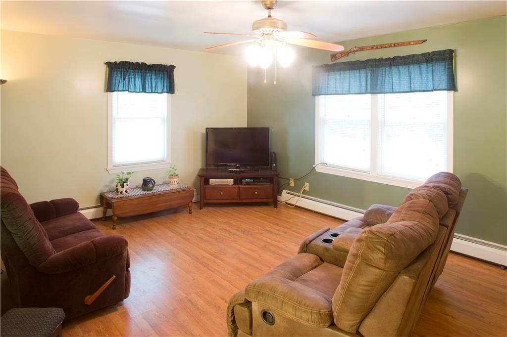 205 Church Road Bucksport, ME 04416 - Photo 3 of 28 Living room